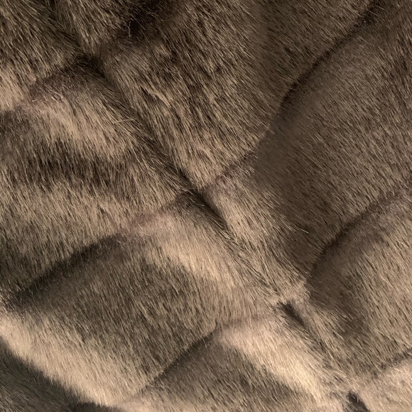 TED BAKER fur Gilet - Picture 9 of 9